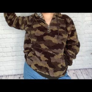 Oversized Sherpa Hoodie Half Zip